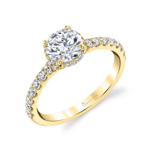 WHITE GOLD ENGAGEMENT RING WITH DELICATE HALO